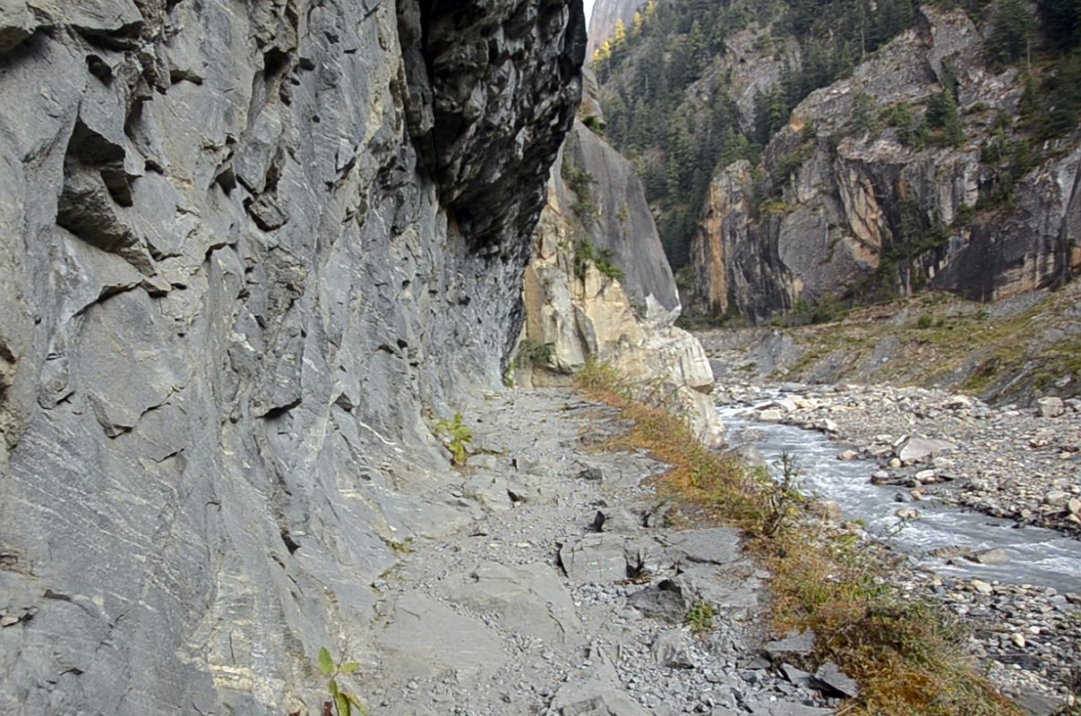 02 Trail Next To The Nar Phu Khola Gorge Just After Leaving Koto 